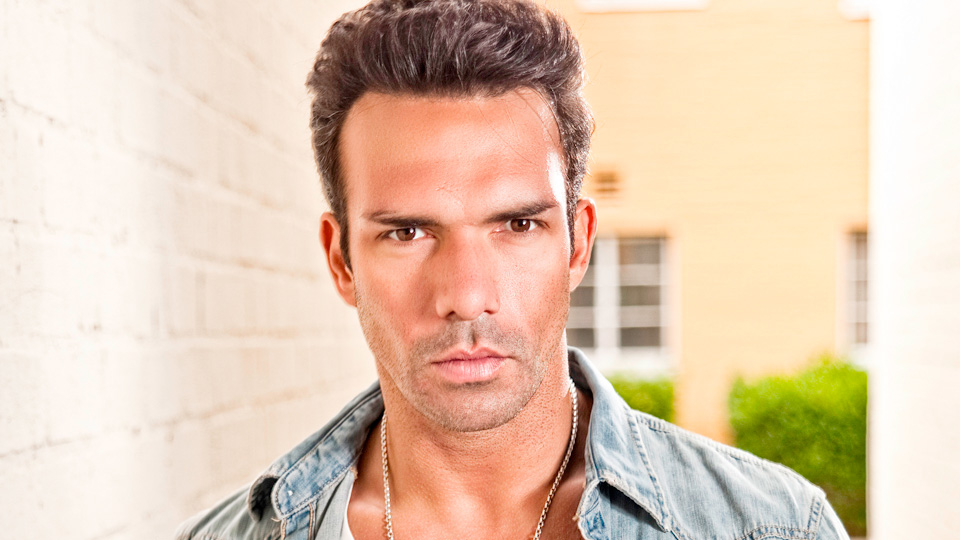 Darren Shahlavi Interview